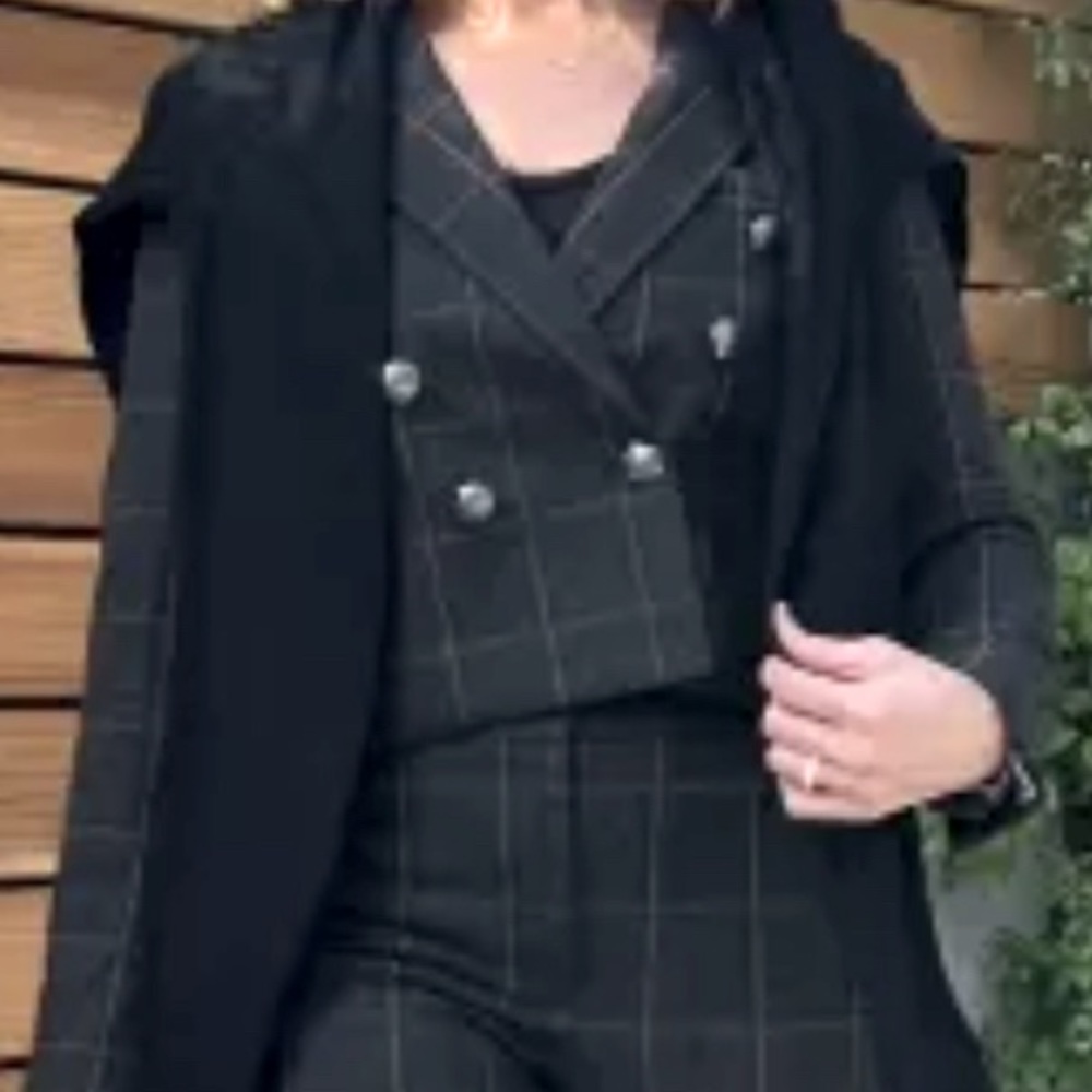 White House black market charcoal stripped cropped blazer size 4
